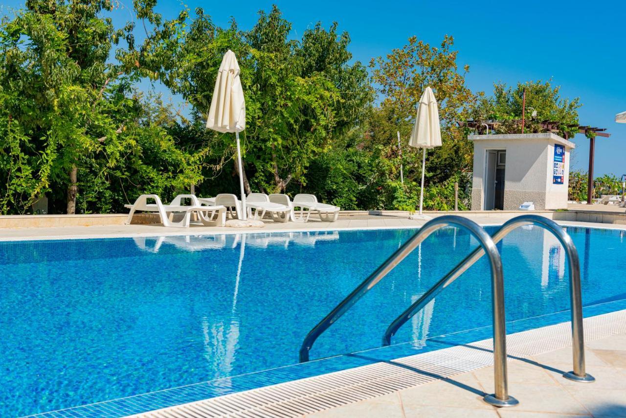 Menada Apolon Apartments Sozopol Eksteriør billede