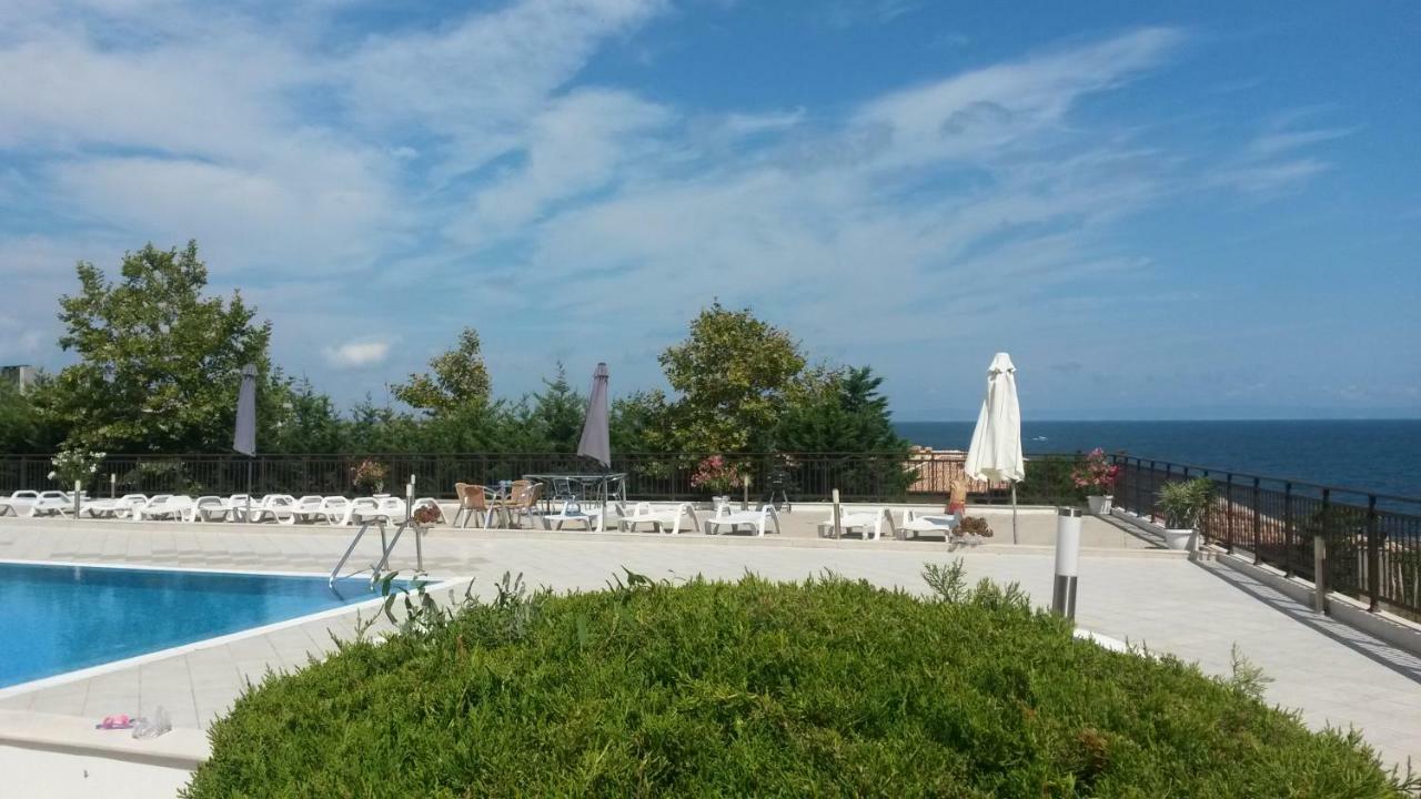 Menada Apolon Apartments Sozopol Eksteriør billede